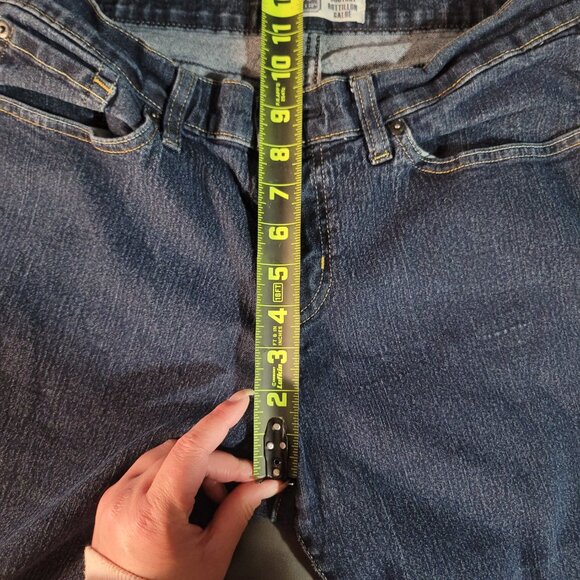 Levi Strauss Signature Jeans Womens 33* Blue Curvy Bootcut Dark Wash Denim - Picture 6 of 9